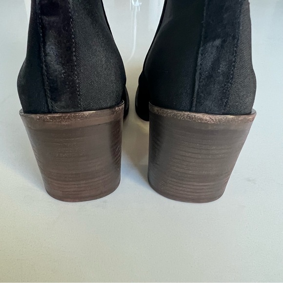 Rag & Bone Axel Chelsea Boots in Black - Picture 10 of 10